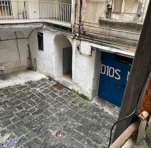 Apartment Emyesabi *